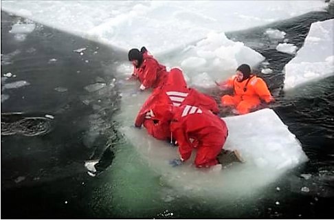 winter activities Ice jump